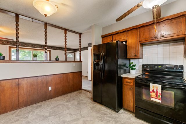 3327 S All Hallows Ave, Wichita, KS 67217