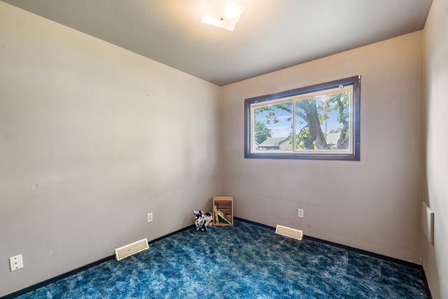 3327 S All Hallows Ave, Wichita, KS 67217