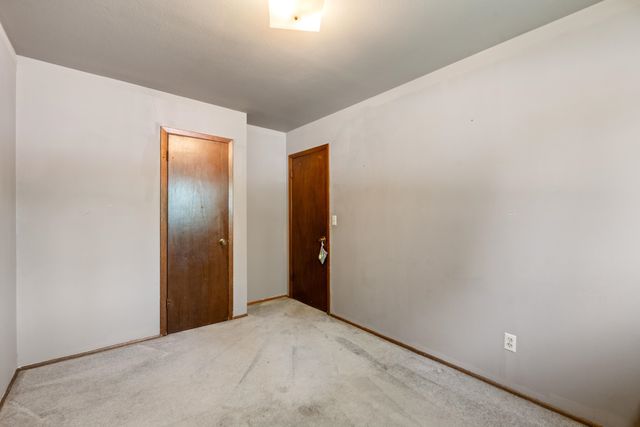 3327 S All Hallows Ave, Wichita, KS 67217