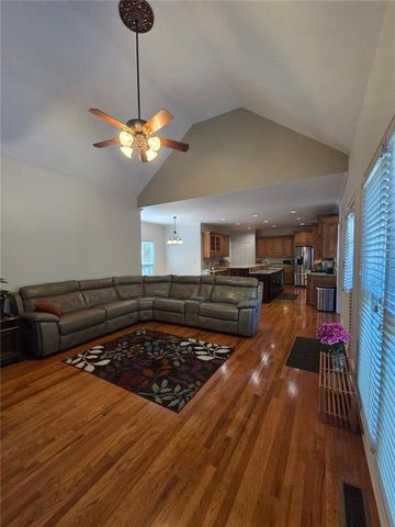 4690 Prestbury Drive, Suwanee, GA 30024