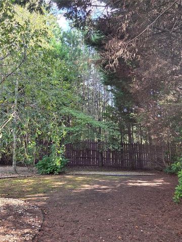 4690 Prestbury Drive, Suwanee, GA 30024