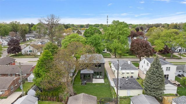 1816 Clifton Avenue, Royal Oak, MI 48073