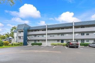 7837 Golf Cir Drive 212, Margate, FL 33063