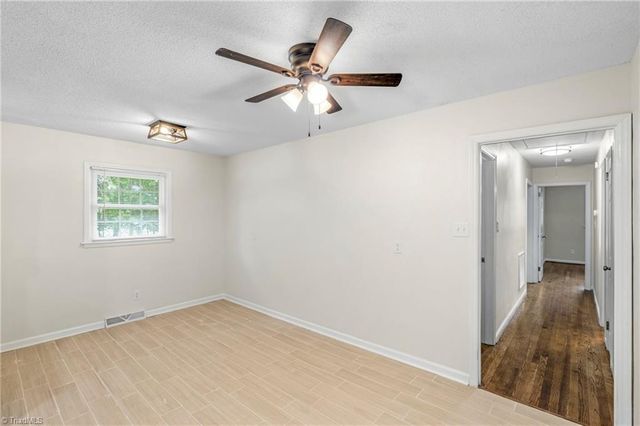 1300 Rotherwood Road, Greensboro, NC 27406