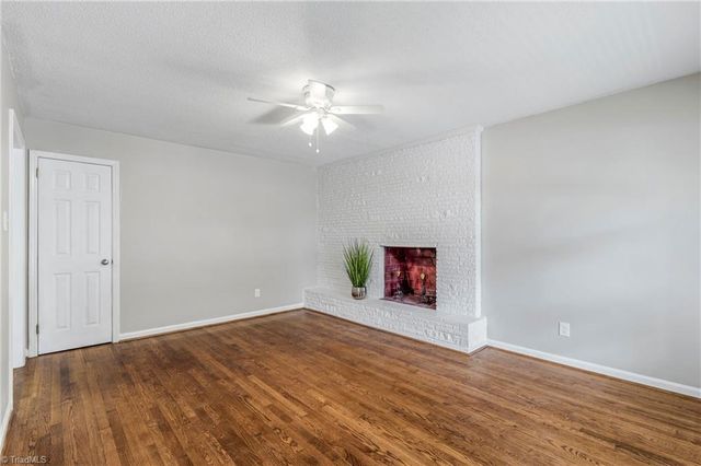 1300 Rotherwood Road, Greensboro, NC 27406