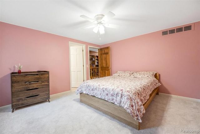 21734 Beauford Lane, Northville, MI 48167