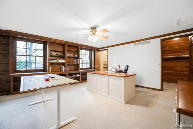 21734 Beauford Lane, Northville, MI 48167