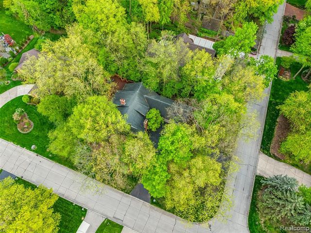 21734 Beauford Lane, Northville, MI 48167