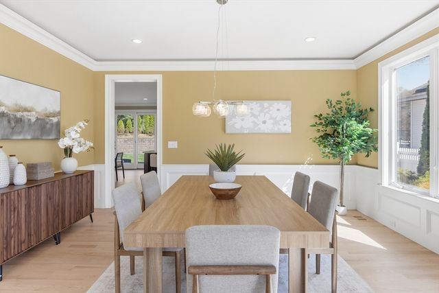 115 Meadowbrook Rd, Newton, MA 02459