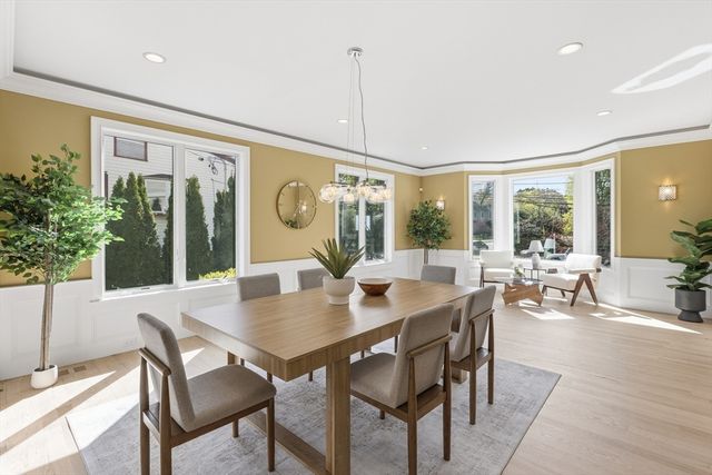 115 Meadowbrook Rd, Newton, MA 02459