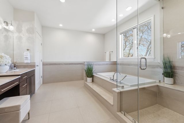 115 Meadowbrook Rd, Newton, MA 02459