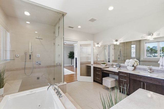 115 Meadowbrook Rd, Newton, MA 02459