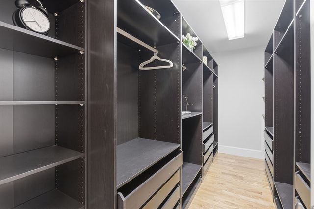 115 Meadowbrook Rd, Newton, MA 02459