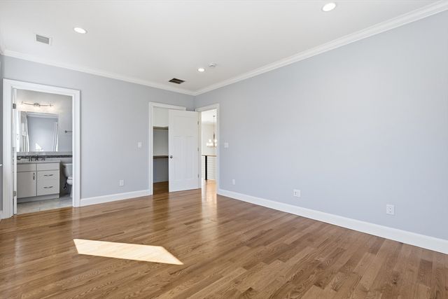 115 Meadowbrook Rd, Newton, MA 02459