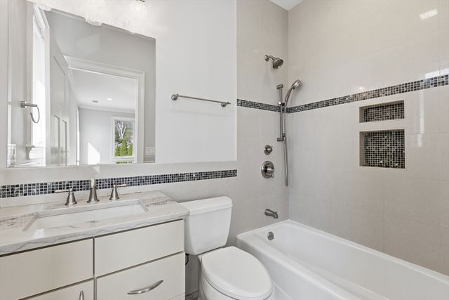 115 Meadowbrook Rd, Newton, MA 02459