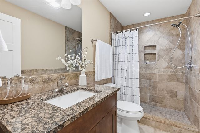 115 Meadowbrook Rd, Newton, MA 02459