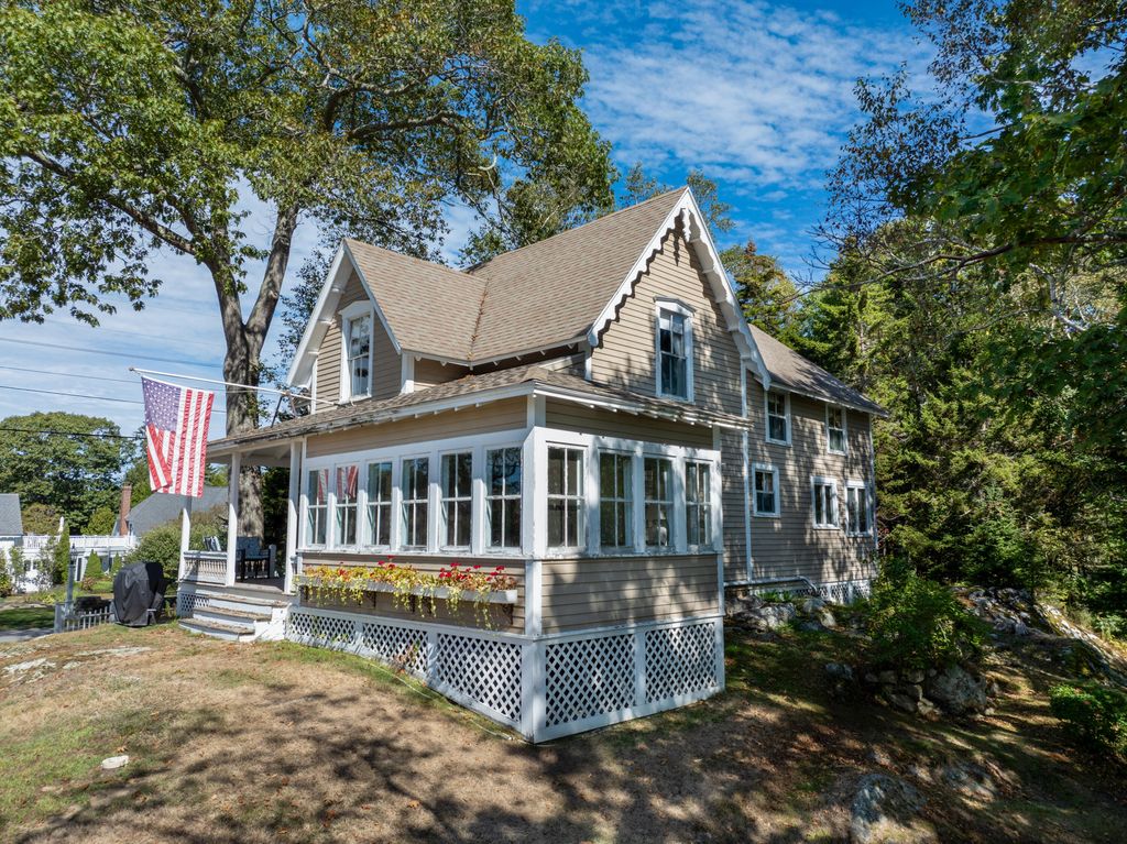 83 Central Avenue, Brunswick, ME 04011 — photo 2