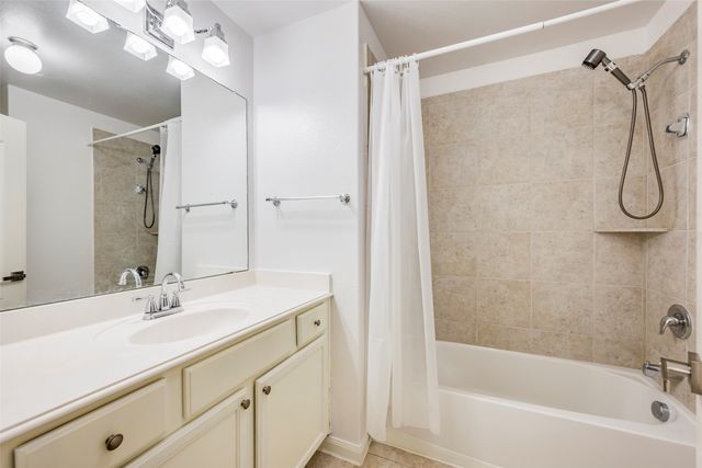 136 Presidents Way, Venus, TX 76084