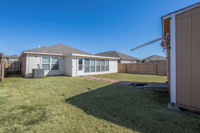 136 Presidents Way, Venus, TX 76084
