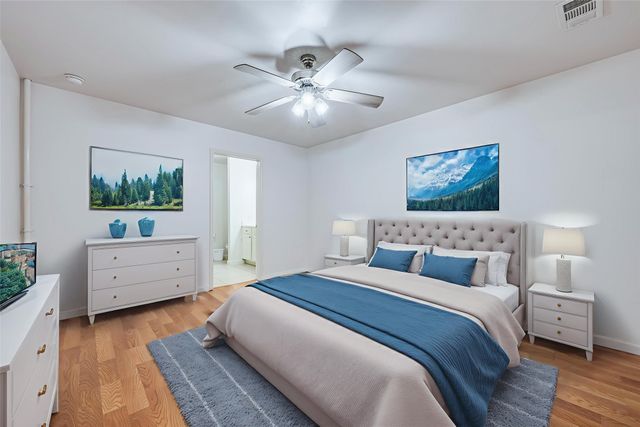 136 Presidents Way, Venus, TX 76084