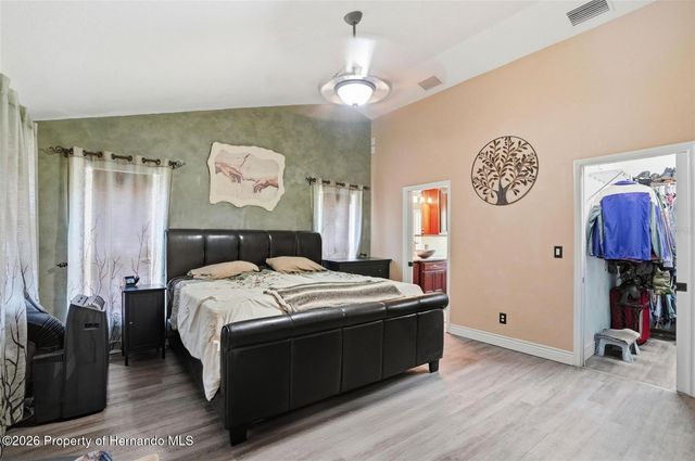 24050 Winding Creek Drive, Brooksville, FL 34601