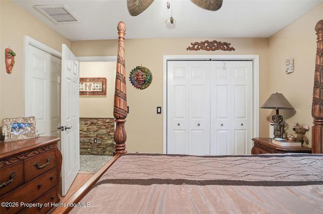 24050 Winding Creek Drive, Brooksville, FL 34601