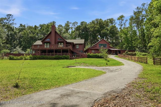 24050 Winding Creek Drive, Brooksville, FL 34601