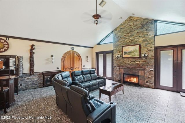 24050 Winding Creek Drive, Brooksville, FL 34601