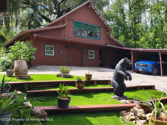 24050 Winding Creek Drive, Brooksville, FL 34601