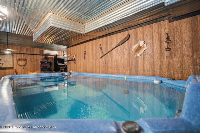 24050 Winding Creek Drive, Brooksville, FL 34601
