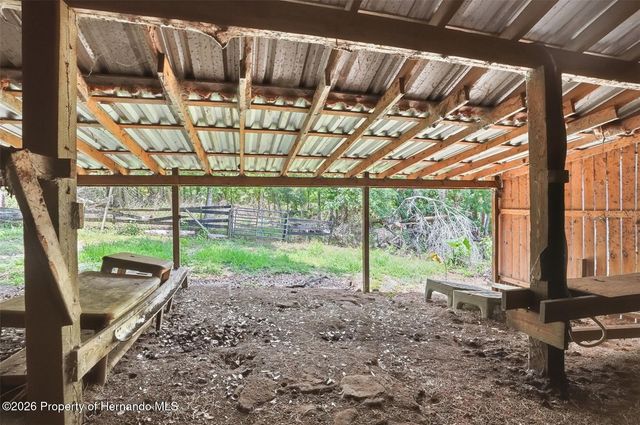 24050 Winding Creek Drive, Brooksville, FL 34601