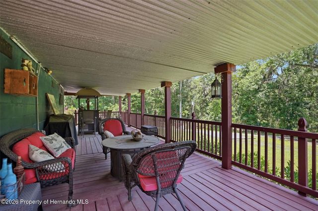 24050 Winding Creek Drive, Brooksville, FL 34601