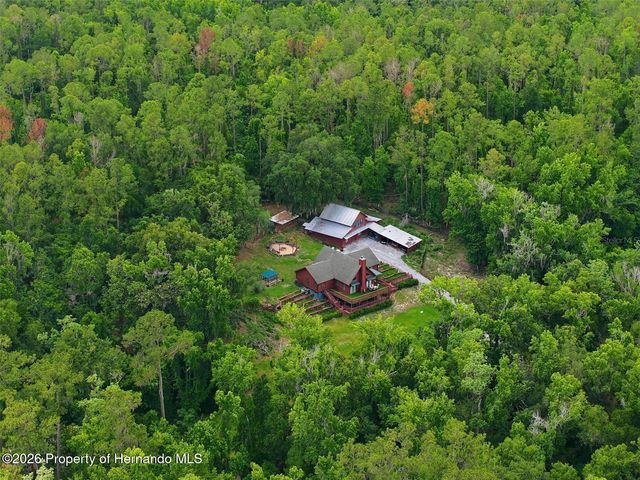 24050 Winding Creek Drive, Brooksville, FL 34601