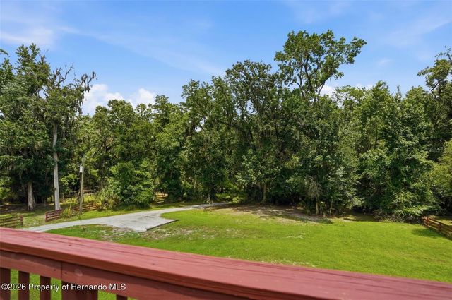 24050 Winding Creek Drive, Brooksville, FL 34601