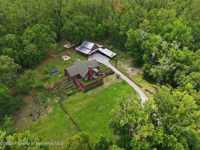 24050 Winding Creek Drive, Brooksville, FL 34601