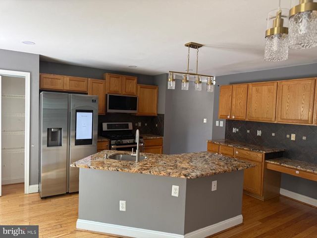 22248 GREAT TRAIL TER, Sterling, VA 20164