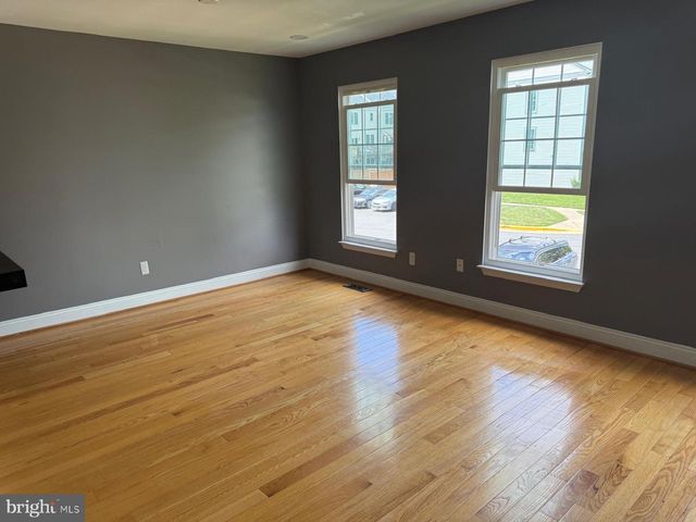 22248 GREAT TRAIL TER, Sterling, VA 20164