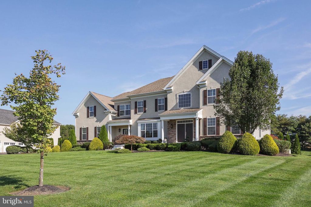 13 MANCHESTER CT, Columbus, NJ 08022