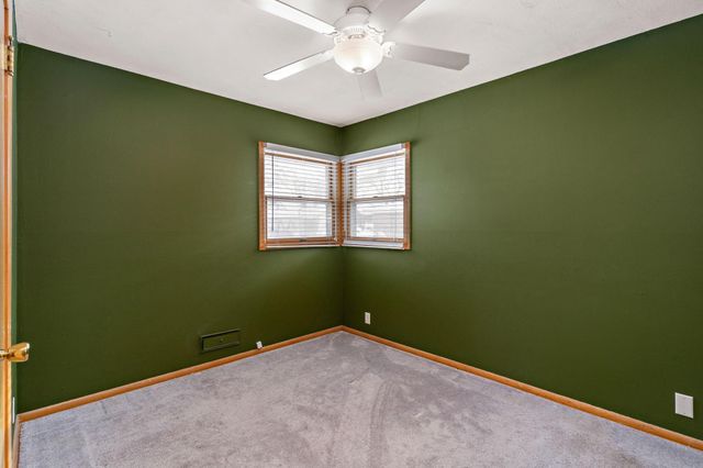 432 4th Avenue NE, Osseo, MN 55369