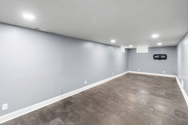 432 4th Avenue NE, Osseo, MN 55369