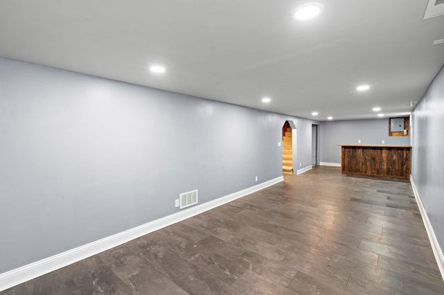 432 4th Avenue NE, Osseo, MN 55369