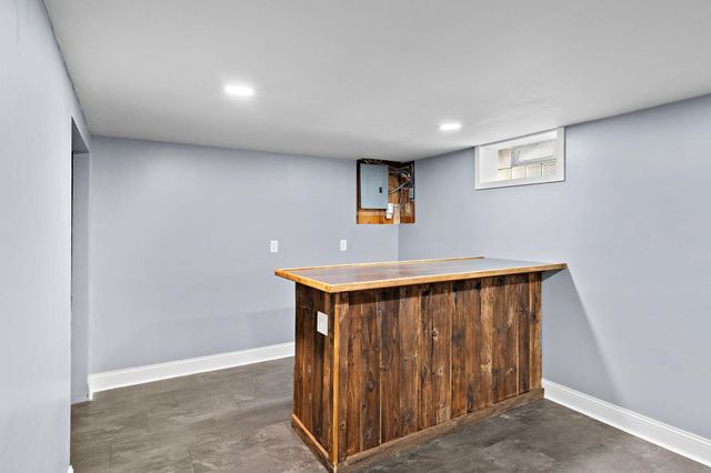 432 4th Avenue NE, Osseo, MN 55369