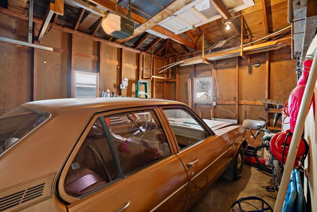 432 4th Avenue NE, Osseo, MN 55369