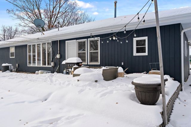 432 4th Avenue NE, Osseo, MN 55369