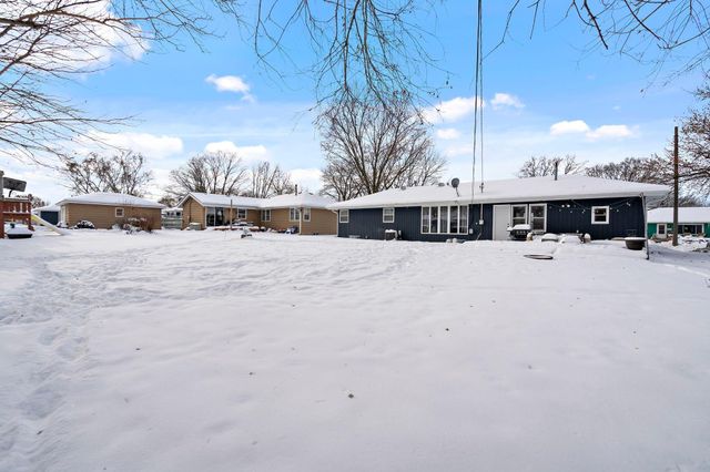 432 4th Avenue NE, Osseo, MN 55369