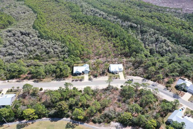 316 Royal Tern Way, Carrabelle, FL 32322