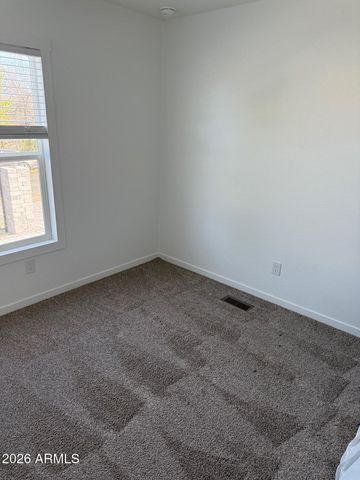 2548 S Kadomoto Drive, Cornville, AZ 86325