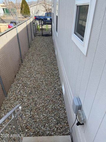 2548 S Kadomoto Drive, Cornville, AZ 86325