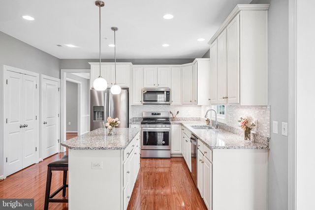 13217 MOONLIGHT TRAIL DR, Silver Spring, MD 20906