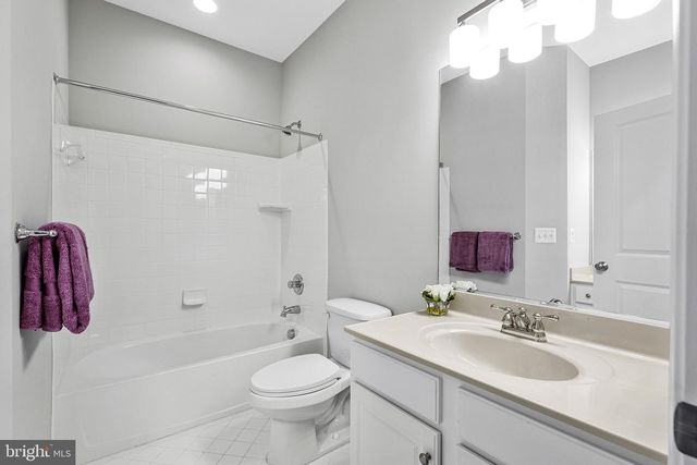 13217 MOONLIGHT TRAIL DR, Silver Spring, MD 20906